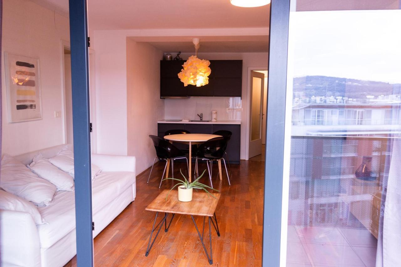 Apartment Ema Копер Экстерьер фото
